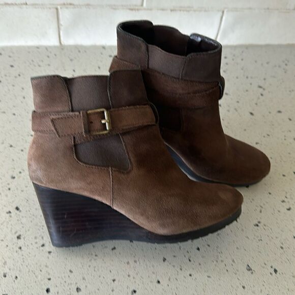 Ralph Lauren Yasline Women’s Brown Suede Leather Wedge Heeled Ankle Booties Sz 6 - Picture 11 of 12